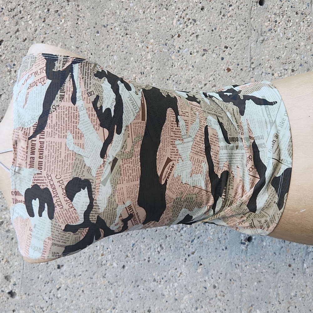 90s Camouflage Print Sleeveless Top - Picture 7 of 13
